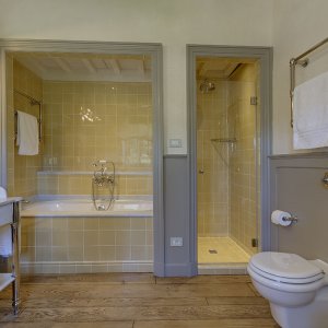 Borgo del Cabreo bagno 2